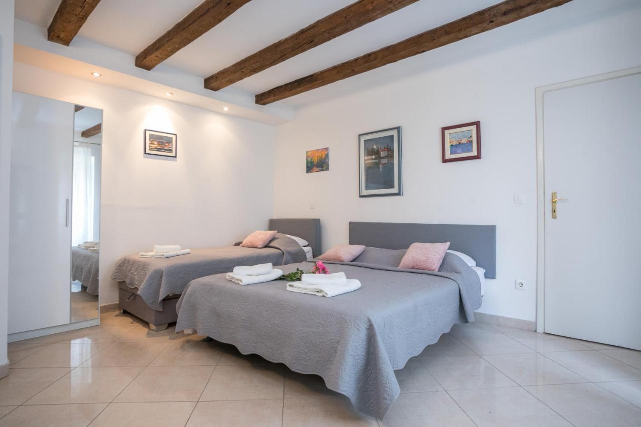 Apartment Apartment & Room Korta Vilea
