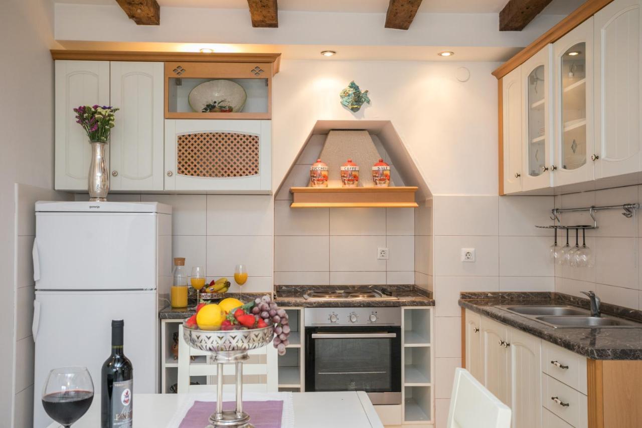 Apartment Apartment & Room Korta Vilea